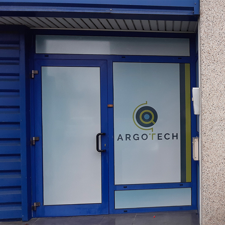 SIGNALETIQUE ET VITRINE ARGOTECH